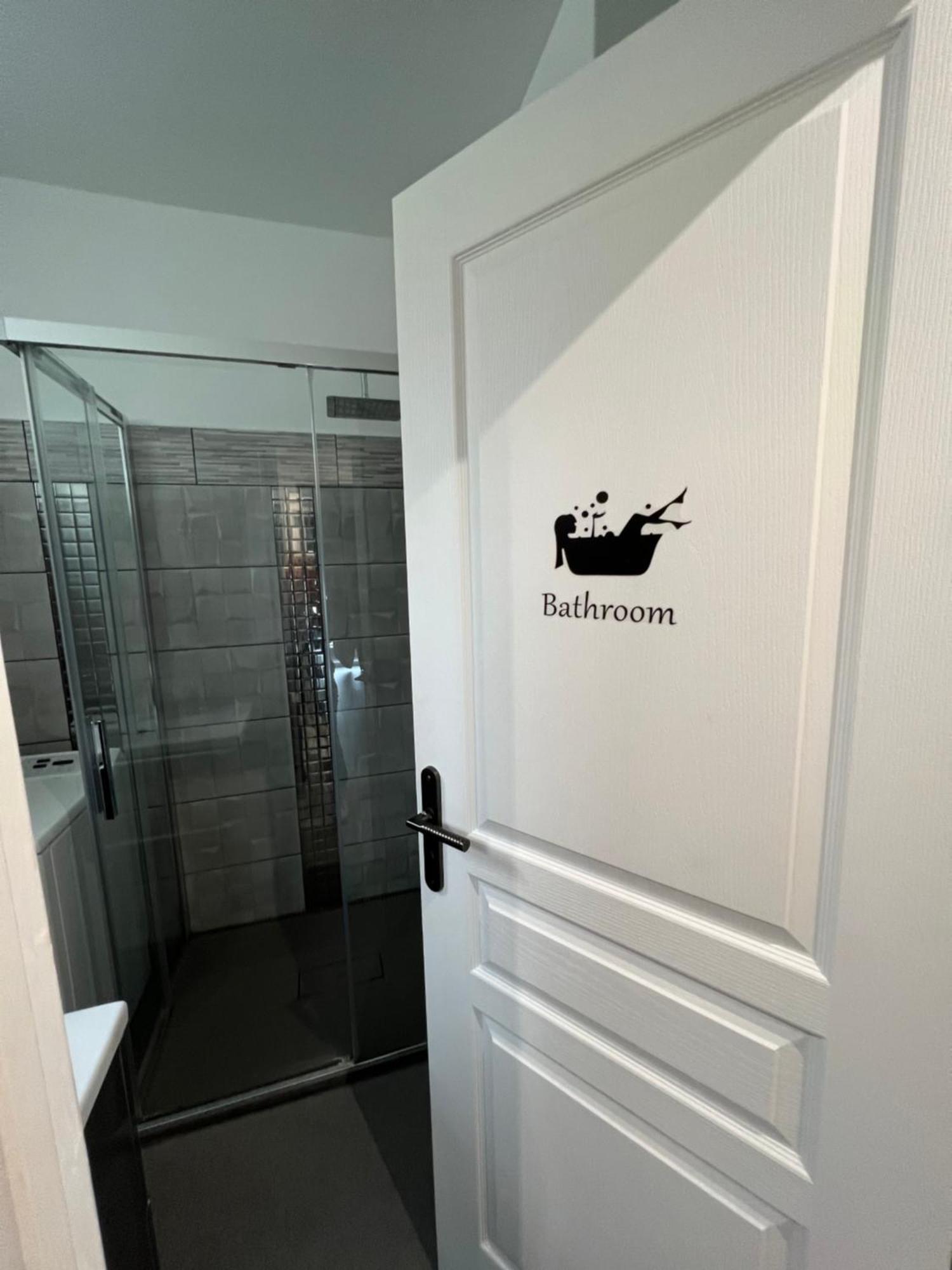 Gorgeous 2 Bedrooms Holiday Apartement Nizza Esterno foto